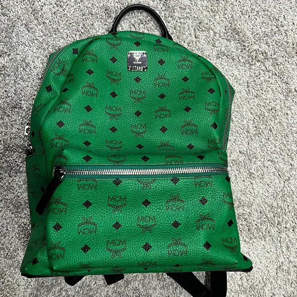 MCM | Bags | Copy Green Large Mcm Backpack | Poshmark display picture 2